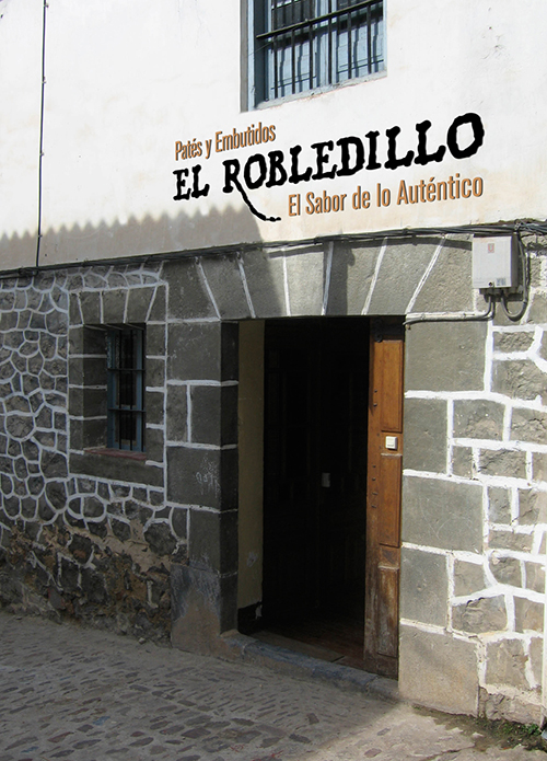 Fachada El Robledillo